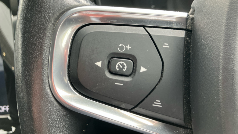 Volvo Xc40 2.0 D4 [190] Inscription 5dr AWD Geartronic Diesel Estate